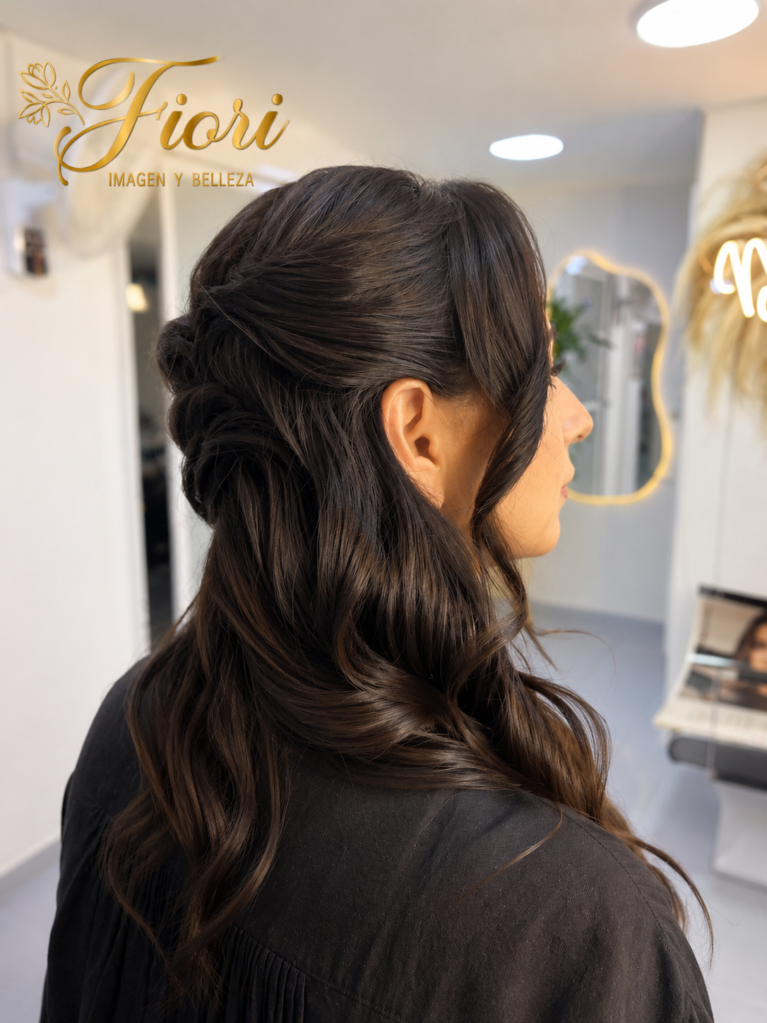 SEMI RECOGIDO CON ONDAS